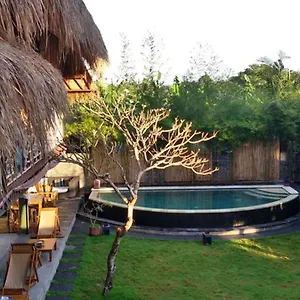 Da'housetel Kuta Hostel